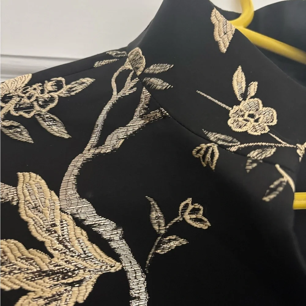 Black and Gold Floral Women's Blazer - Picture 4 of 6